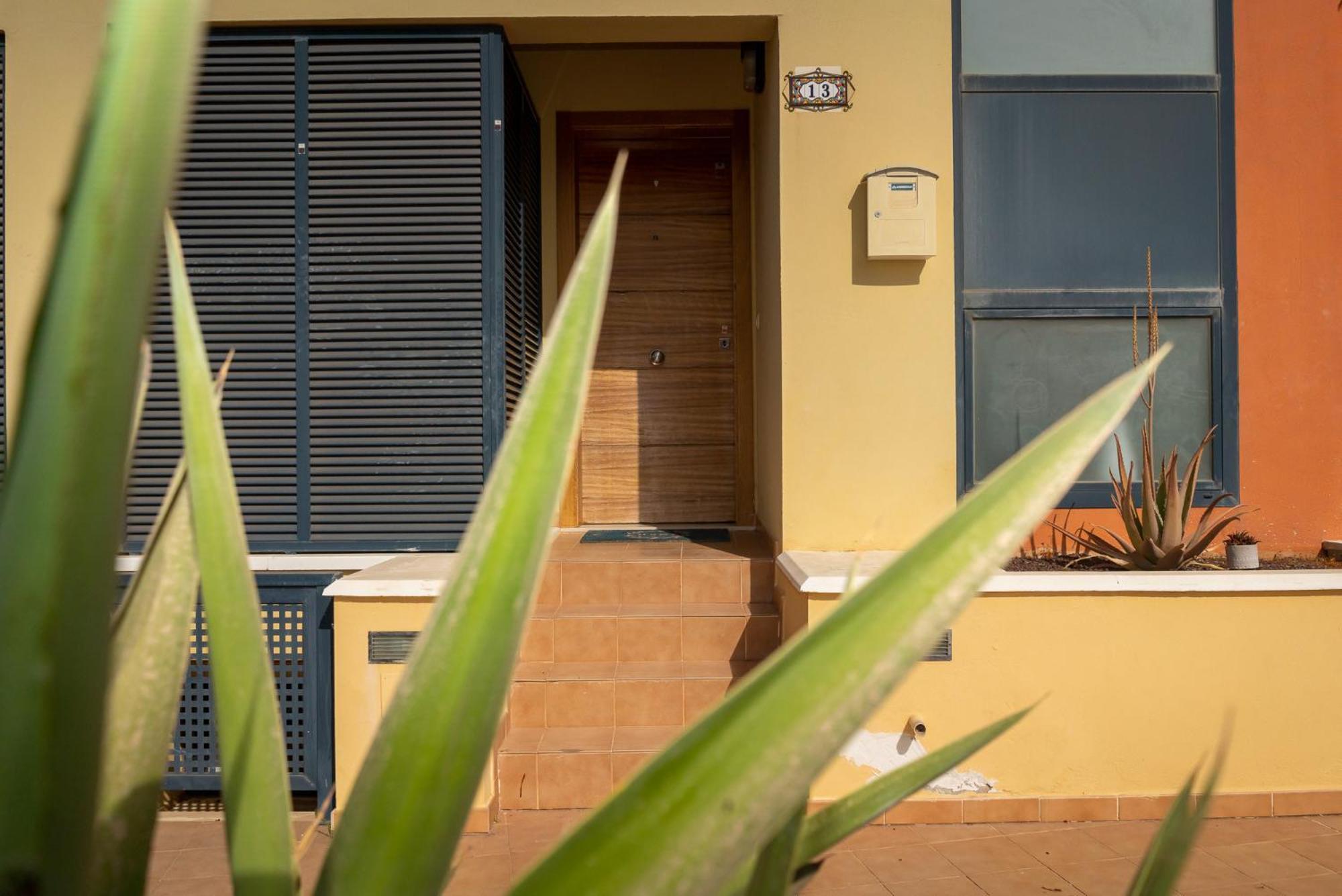 Lucky Thirteen - With Ocean View Apartment